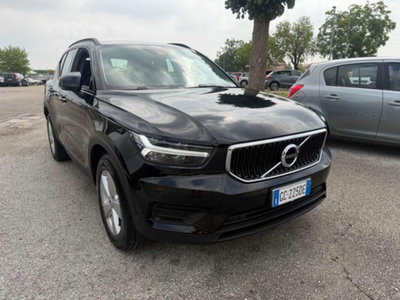 Volvo XC40 T2 Geartronic Momentum (2)