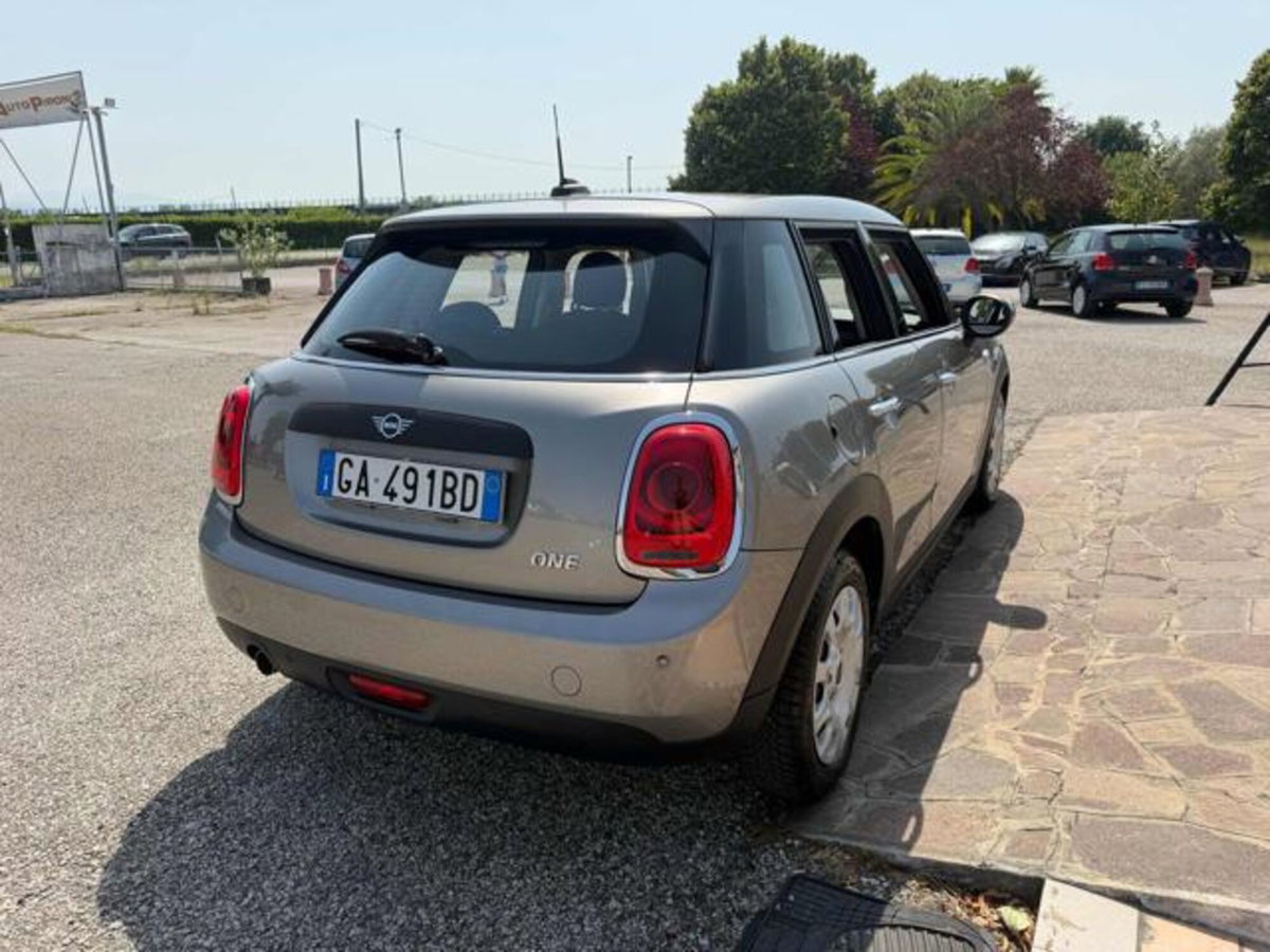 MINI Mini 1.5 One 75 CV 5 porte (4)