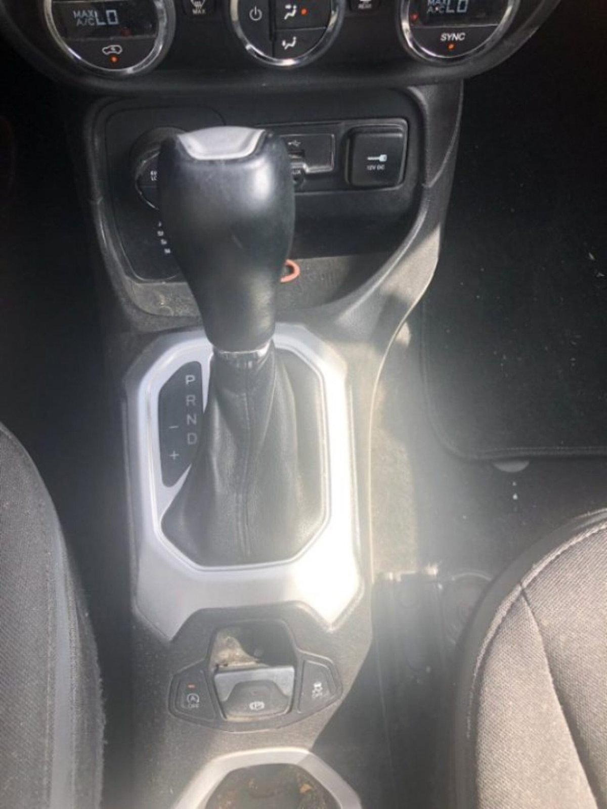 Jeep Renegade 2.0 Mjt 140CV 4WD Active Drive Low Limited (13)