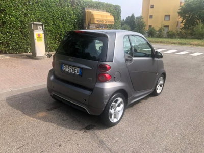 smart Fortwo 1000 52 kW MHD coupé passion (4)