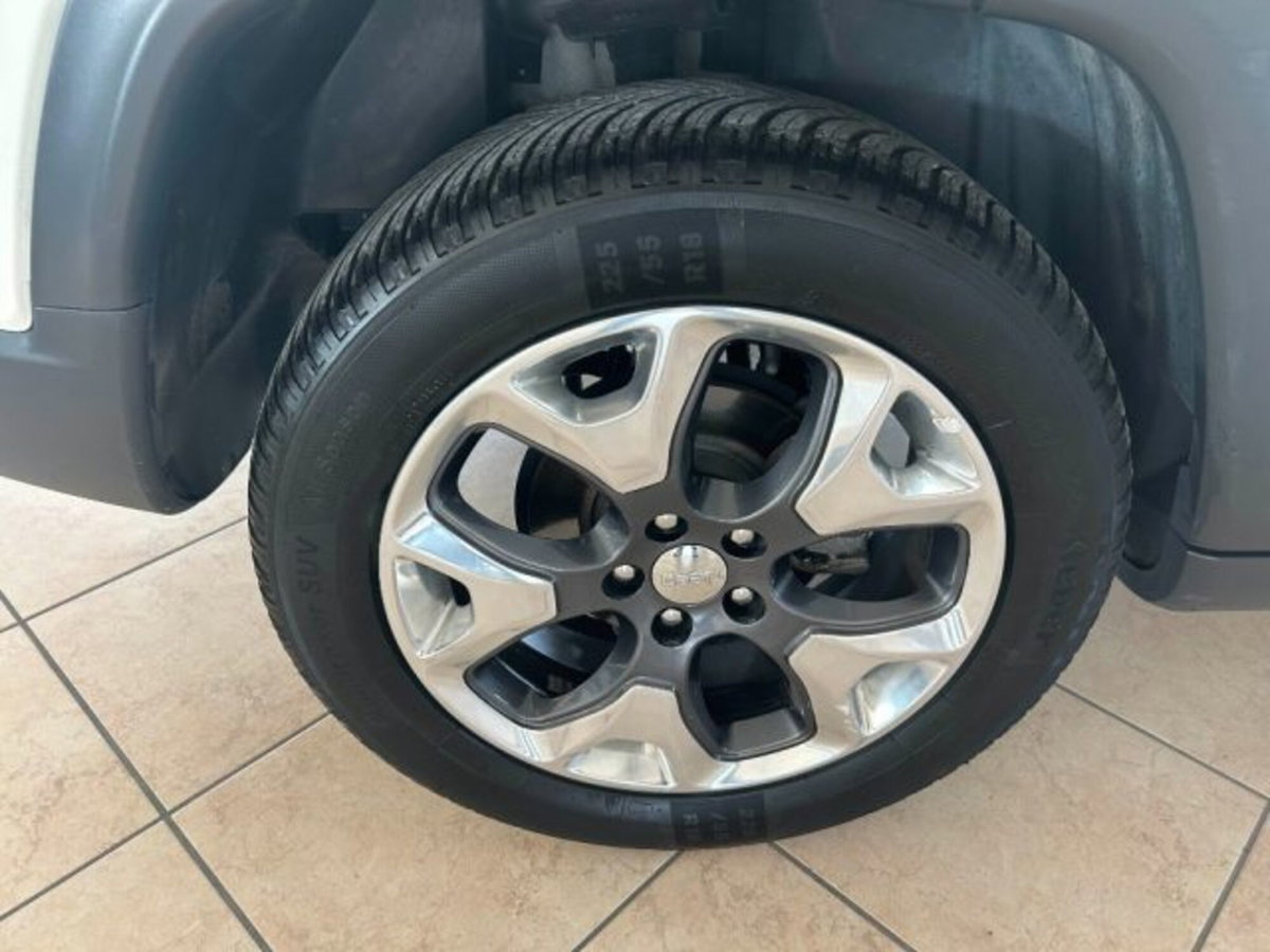 Jeep Compass 2.0 Multijet II 4WD Limited (6)