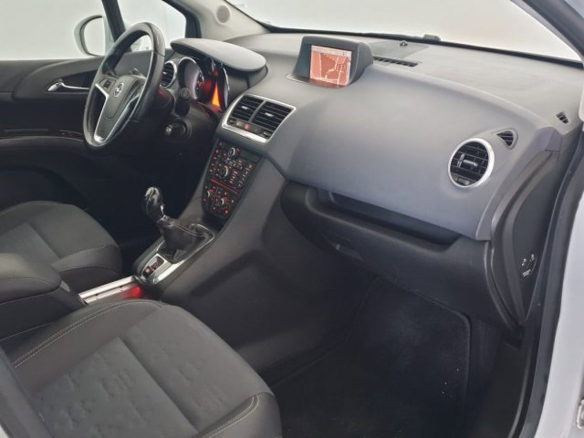 Opel Meriva 1.4 100CV Cosmo (17)