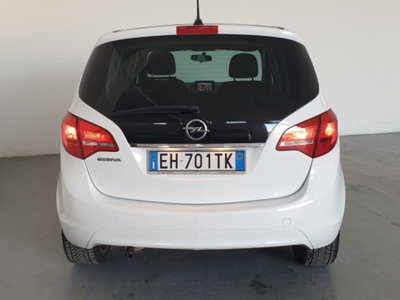 Opel Meriva 1.4 100CV Cosmo (9)