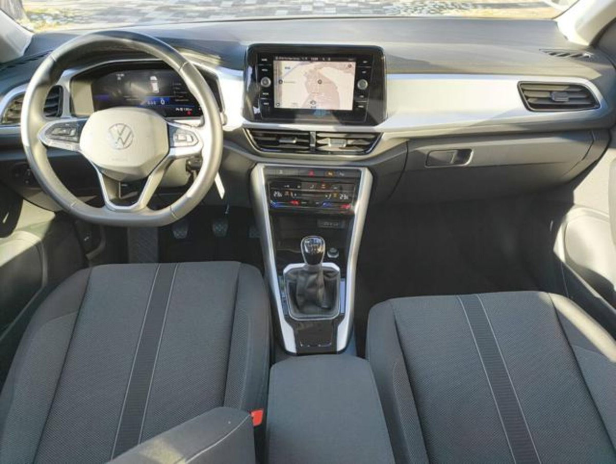 Volkswagen T-Roc 2.0 tdi Life 115cv (6)