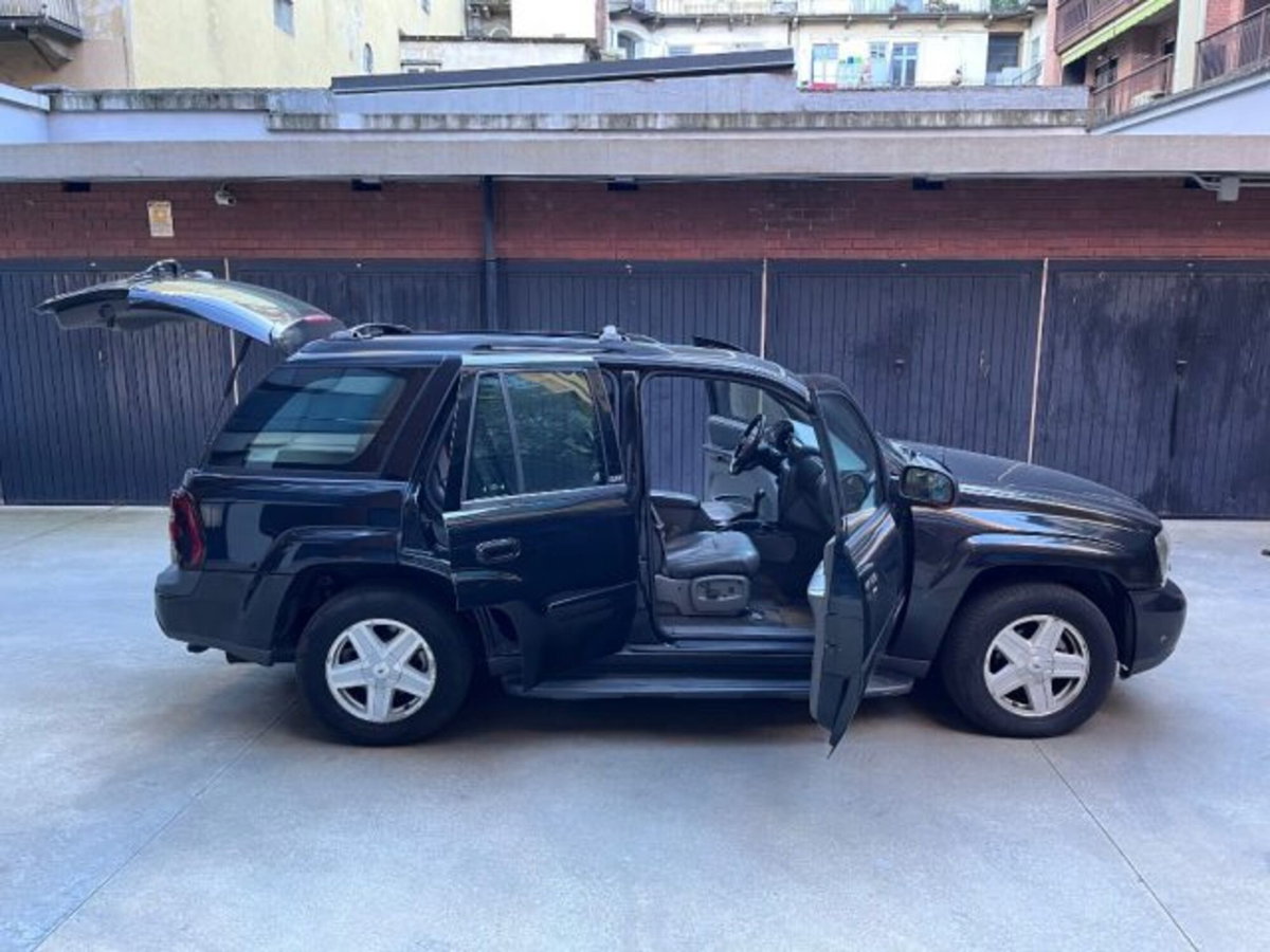 Chevrolet TrailBlazer 4.2 L6 LTZ (11)