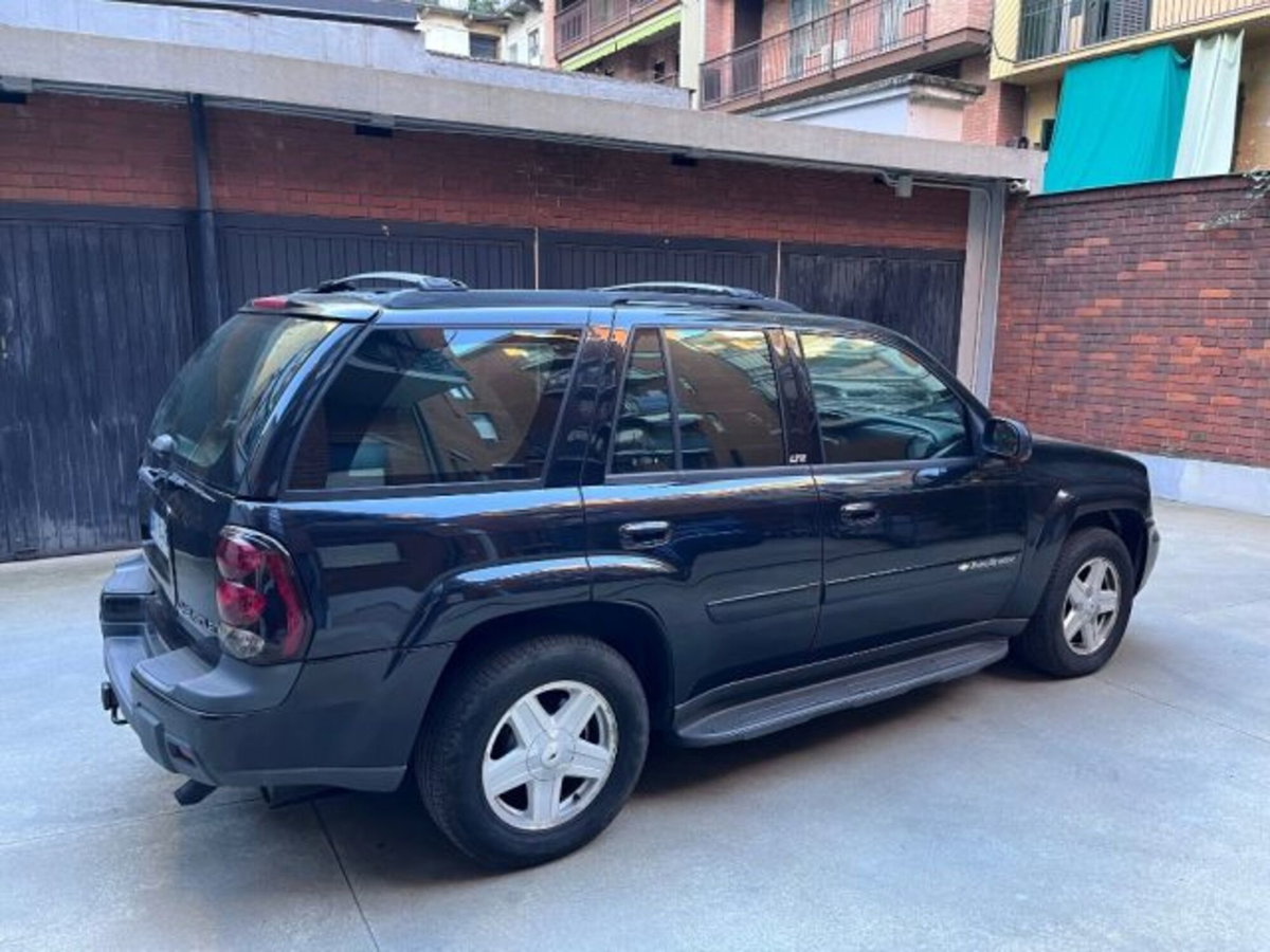 Chevrolet TrailBlazer 4.2 L6 LTZ (3)