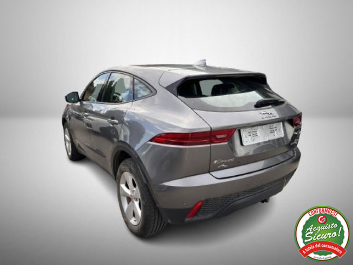 Jaguar E-Pace 2.0D 150 CV (3)