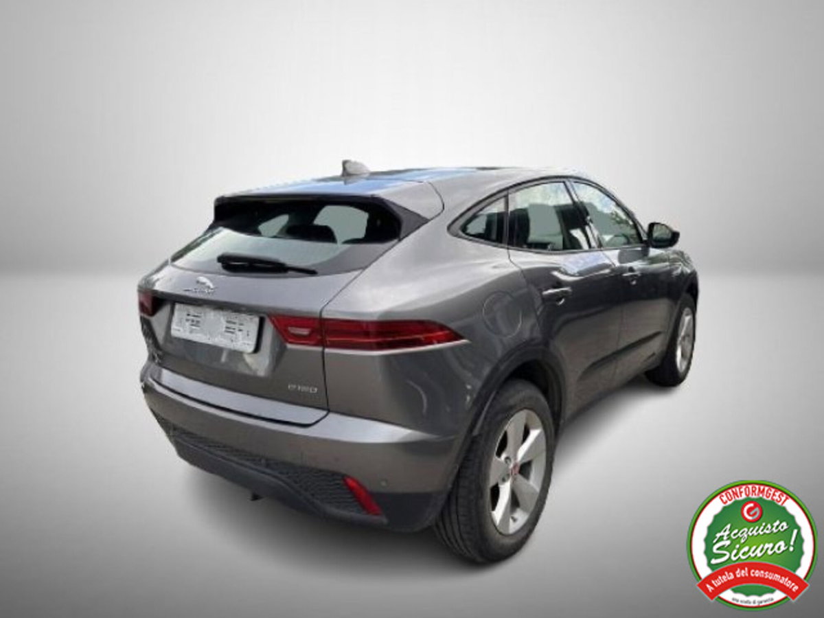 Jaguar E-Pace 2.0D 150 CV (4)