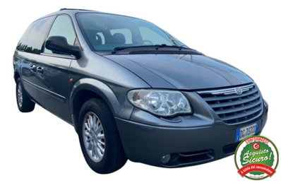 Chrysler Voyager 2.5 CRD cat LX Leather usata