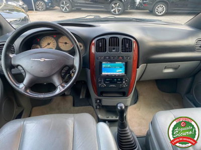 Chrysler Voyager 2.5 CRD cat LX Leather (13)