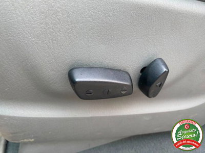 Chrysler Voyager 2.5 CRD cat LX Leather (7)