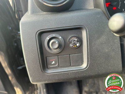 Dacia Duster 1.0 TCe 100 CV ECO-G 4x2 Comfort (7)