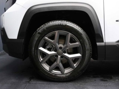 Jeep Compass 1.2 turbo 48V e-hybrid Summit fwd 145cv edct6 (8)