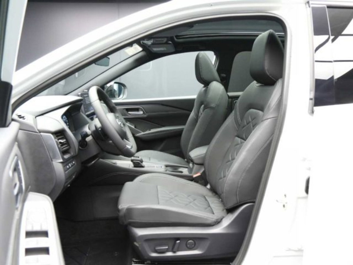 Nissan Qashqai 1.3 mhev Tekna 4wd 158cv xtronic (3)