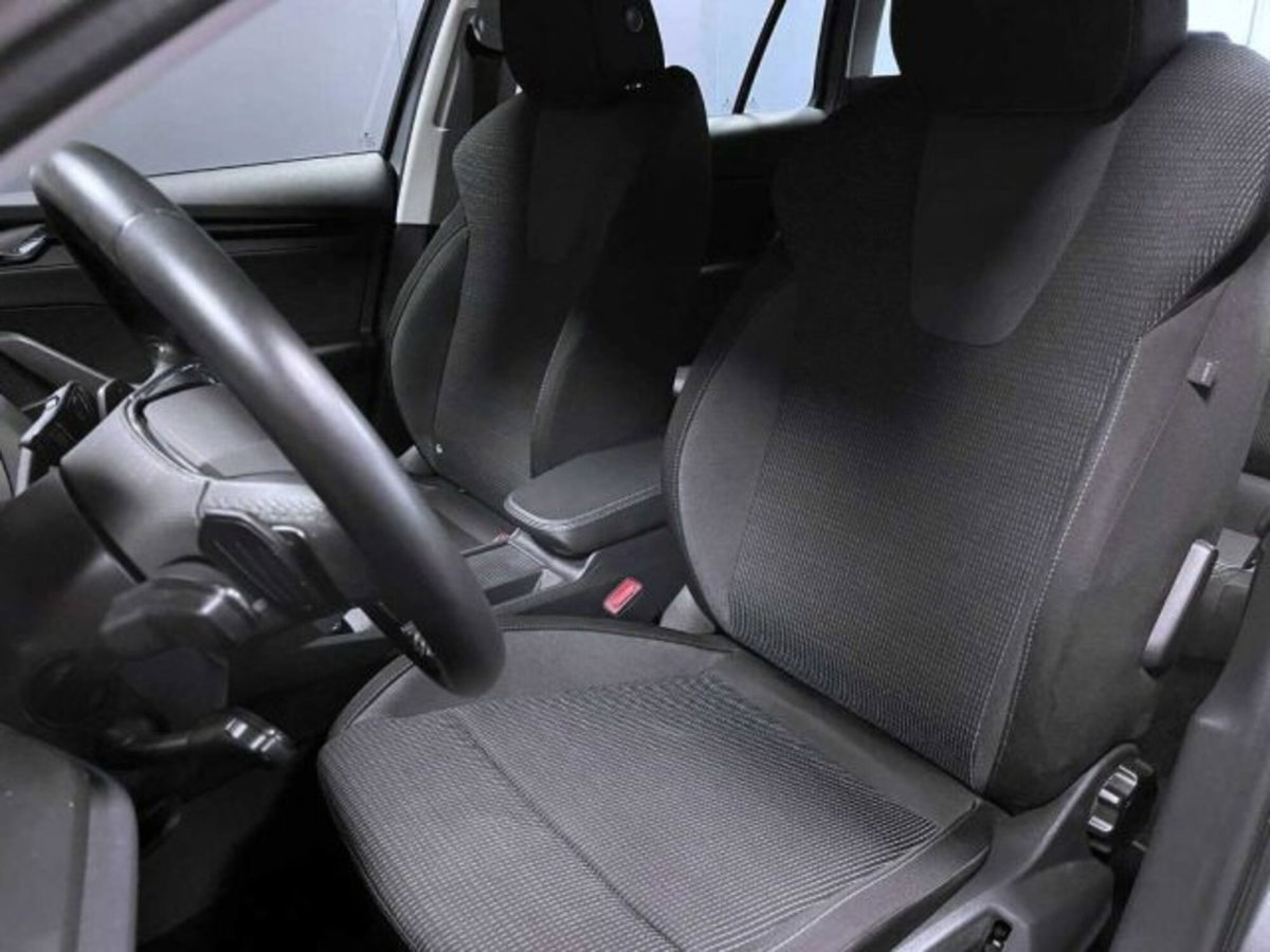 Skoda Octavia Station Wagon 2.0 TDI EVO SCR DSG Wagon Executive (10)