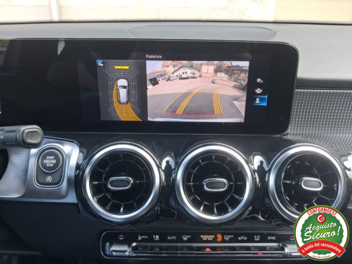 Mercedes-Benz GLB 200 d Automatic 4Matic Sport Plus (14)