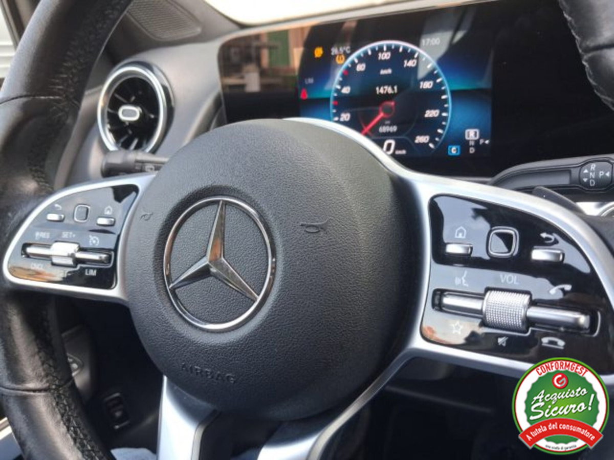 Mercedes-Benz GLB 200 d Automatic 4Matic Sport Plus (15)
