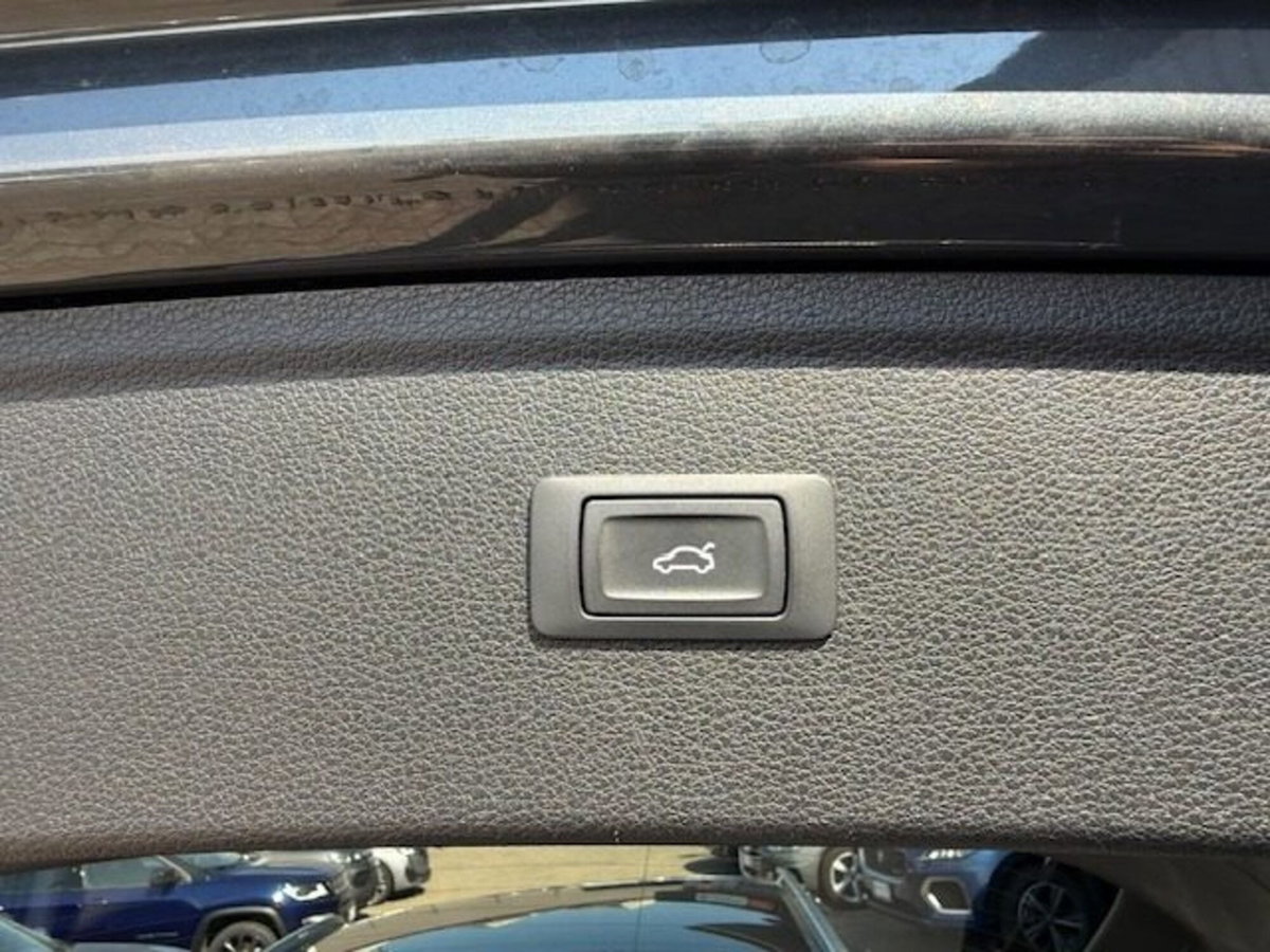 Audi Q5 40 TDI 204 CV quattro S tronic (11)