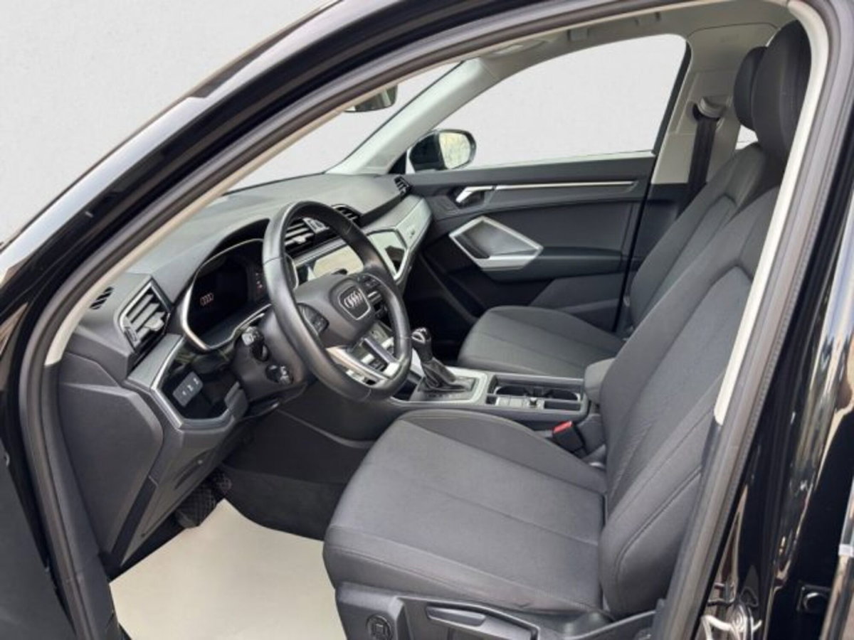 Audi Q3 Sportback 35 TDI quattro S tronic S line edition (10)