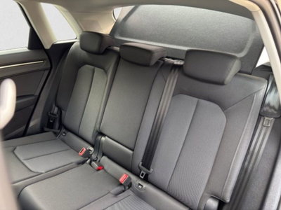 Audi Q3 Sportback 35 TDI quattro S tronic S line edition (14)