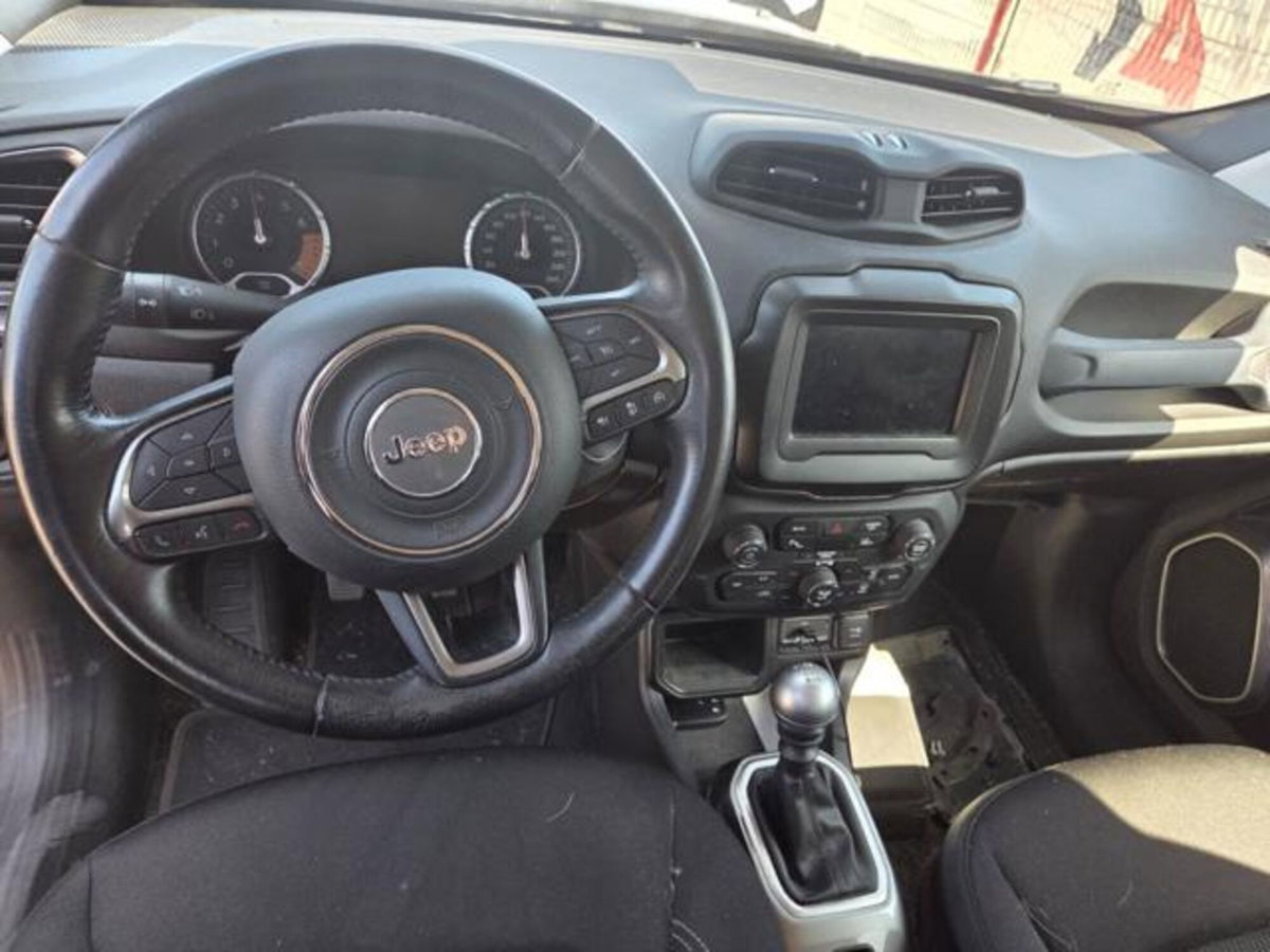 Jeep Renegade 1.0 T3 Limited (10)