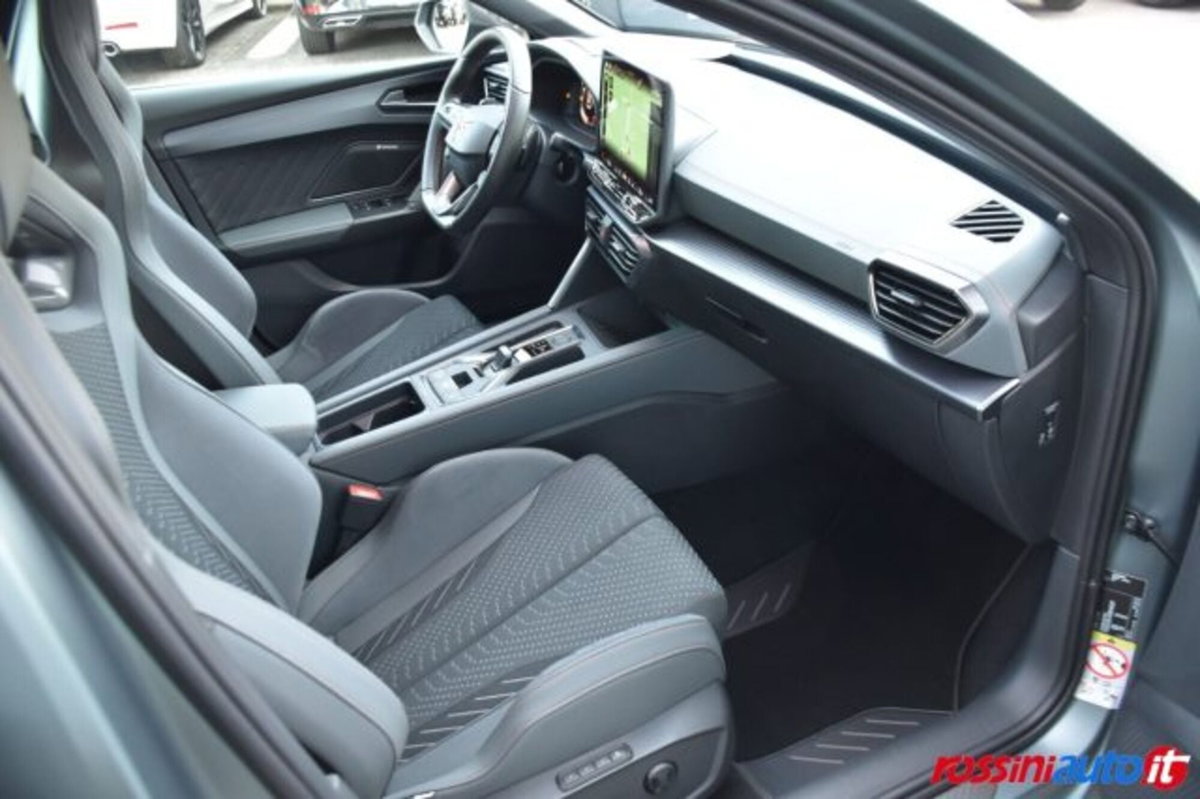 Cupra Leon Leon 2.0 tsi VZ 300cv dsg (14)