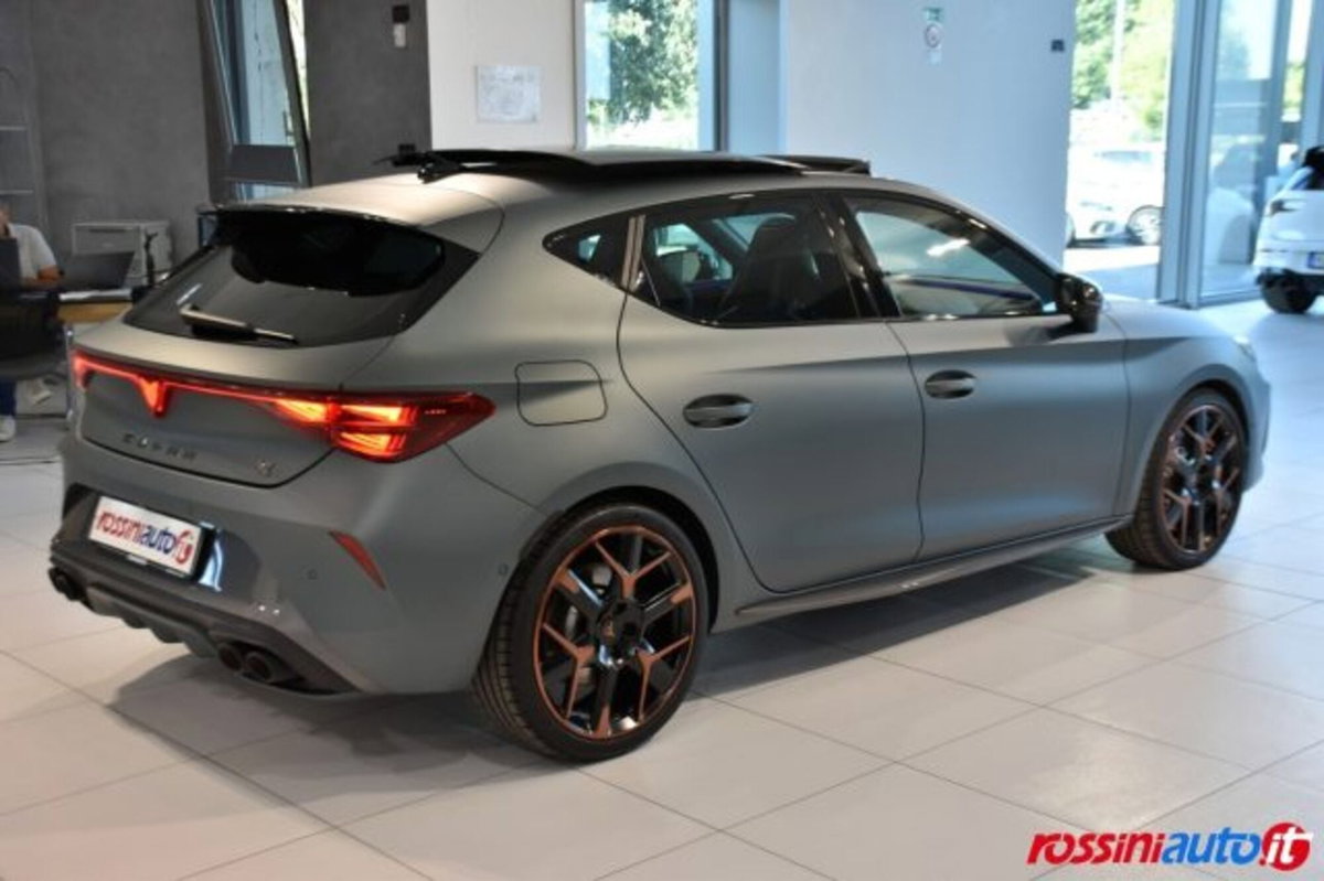 Cupra Leon Leon 2.0 tsi VZ 300cv dsg (5)