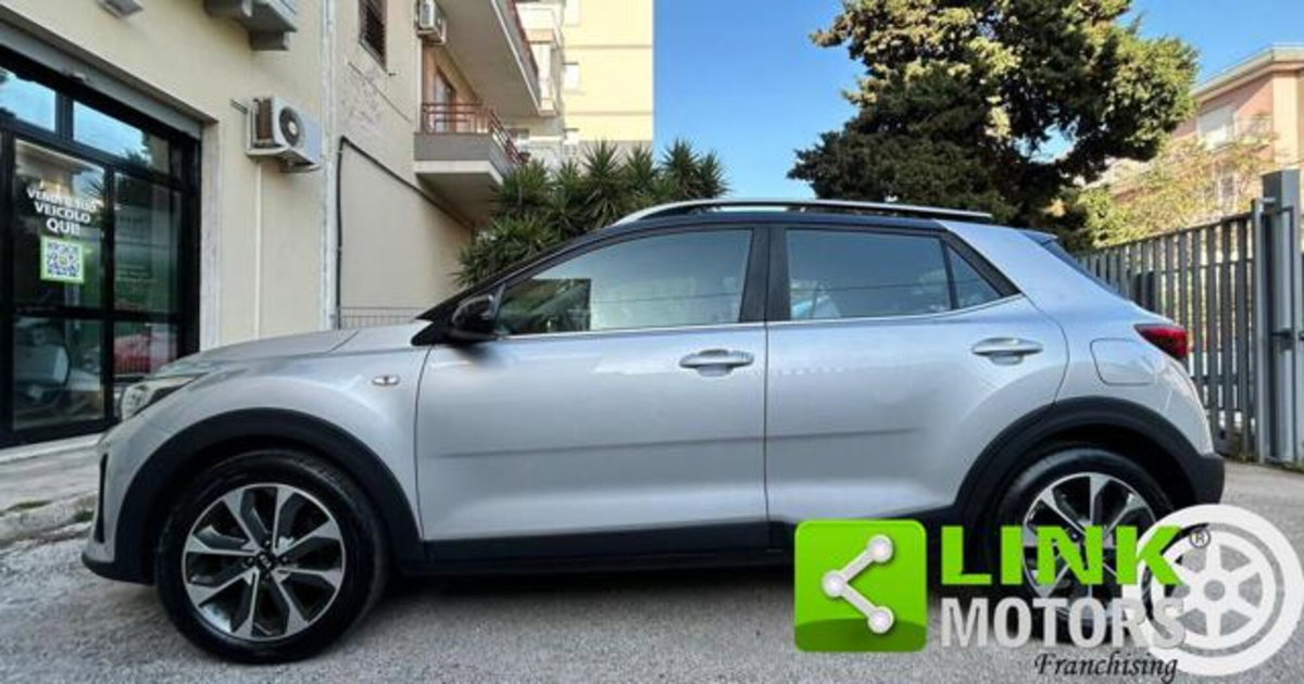 Kia Stonic 1.0 T-GDi 120 CV Style (17)