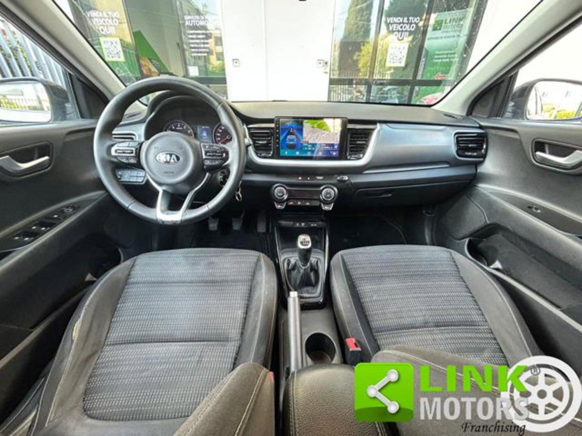 Kia Stonic 1.0 T-GDi 120 CV Style (8)
