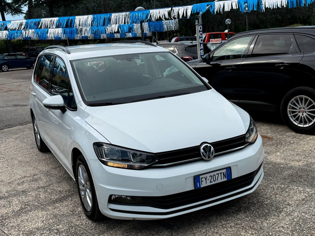 Volkswagen Touran 1.6 TDI 115 CV SCR Executive BlueMotion Technology (12)