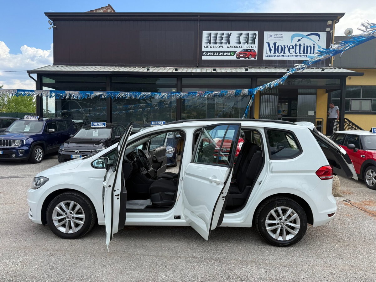 Volkswagen Touran 1.6 TDI 115 CV SCR Executive BlueMotion Technology (5)