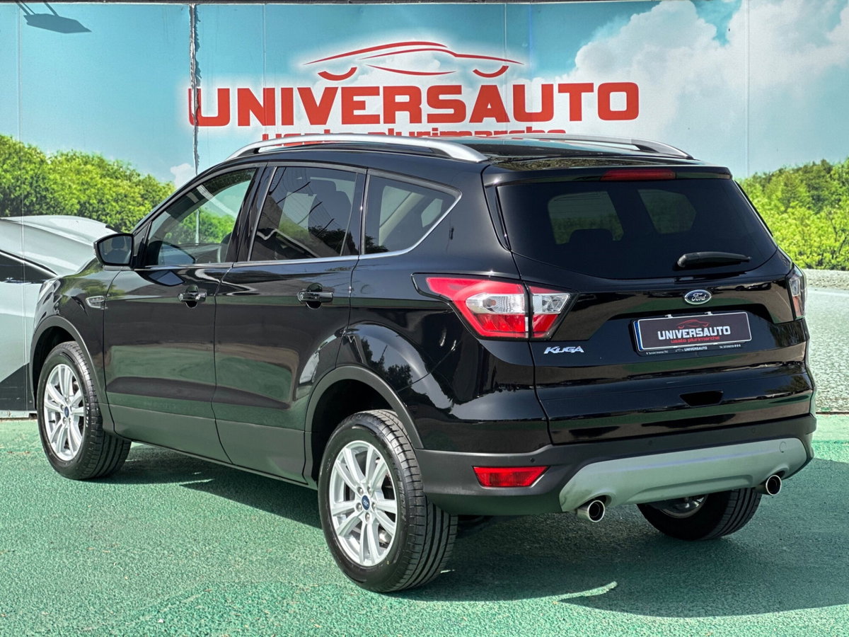 Ford Kuga 1.5 TDCI 120 CV S&S 2WD Titanium Business (4)