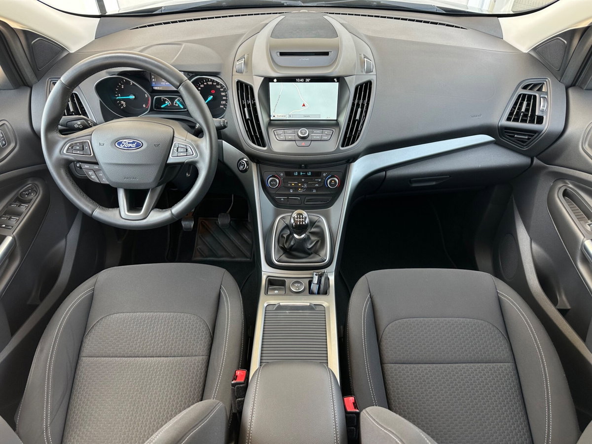 Ford Kuga 1.5 TDCI 120 CV S&S 2WD Titanium Business (6)