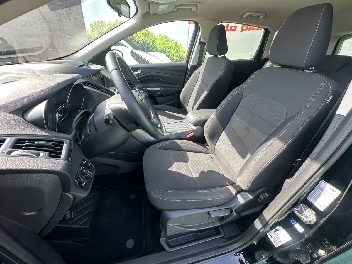 Ford Kuga 1.5 TDCI 120 CV S&S 2WD Titanium Business (7)