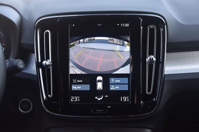 Volvo XC40 T4 Recharge Plug-in Hybrid R-design (13)