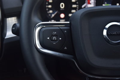 Volvo XC40 T4 Recharge Plug-in Hybrid R-design (19)