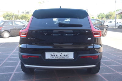 Volvo XC40 T4 Recharge Plug-in Hybrid R-design (6)