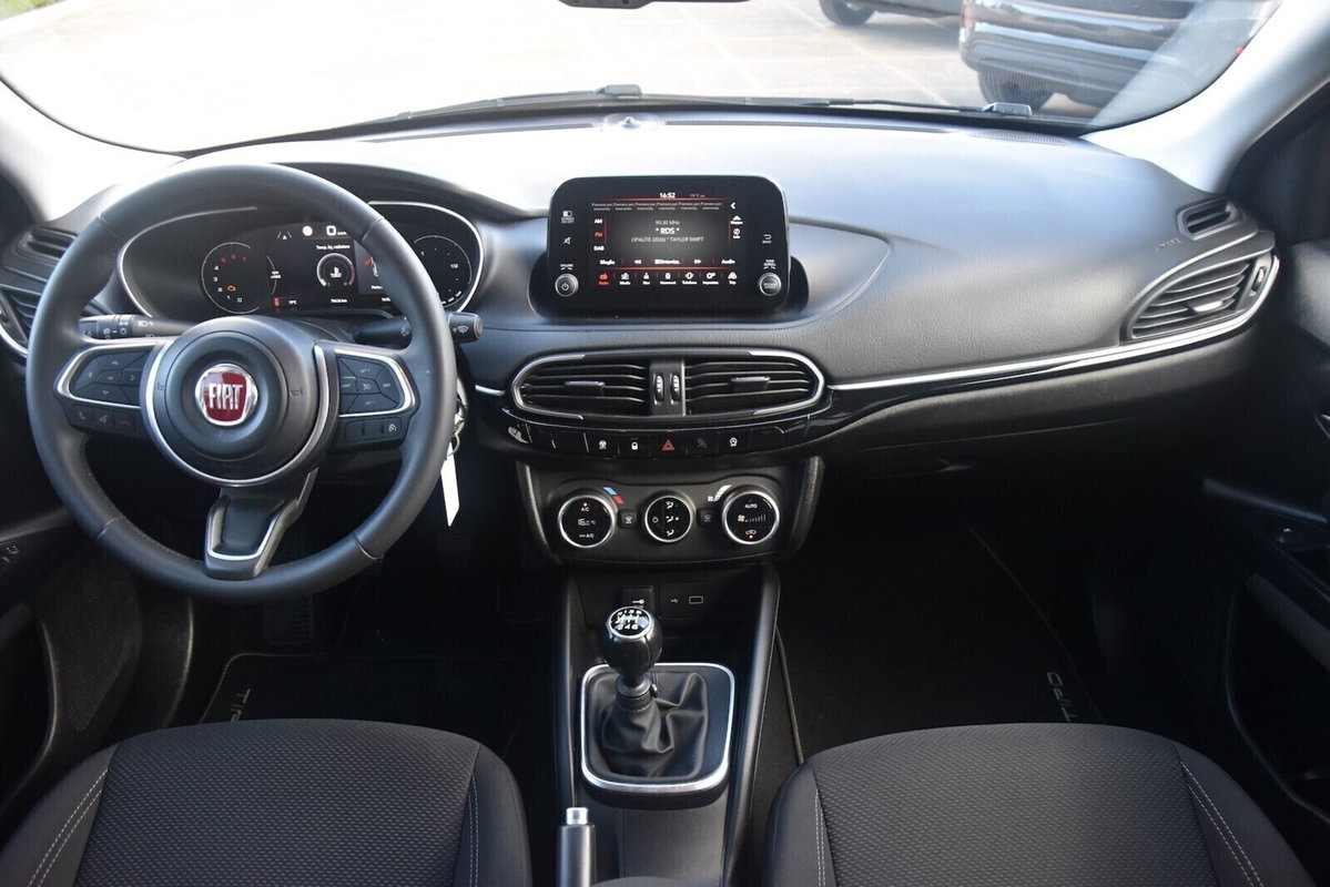 Fiat Tipo Station Wagon Tipo SW 1.6 mjt Garmin s&s 130cv (10)