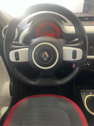 Renault Twingo 1.0 SCe Live (16)