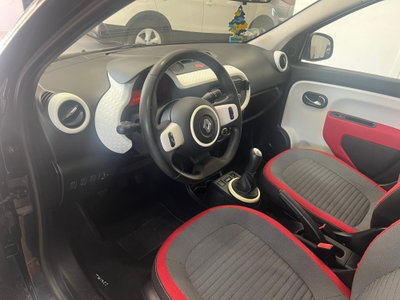 Renault Twingo 1.0 SCe Live (9)
