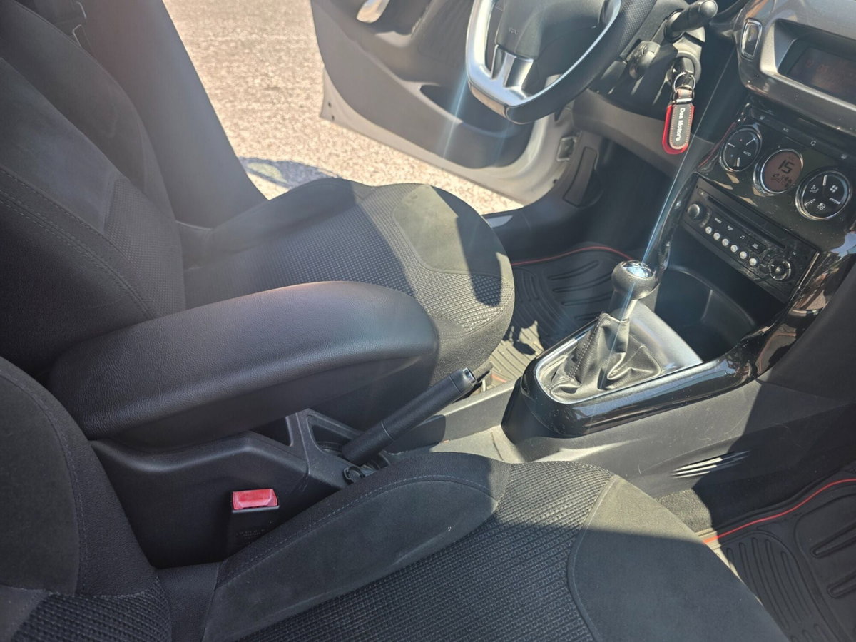 Citroen C3 1.1 airdream Exclusive (18)