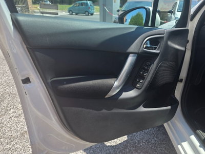 Citroen C3 1.1 airdream Exclusive (4)