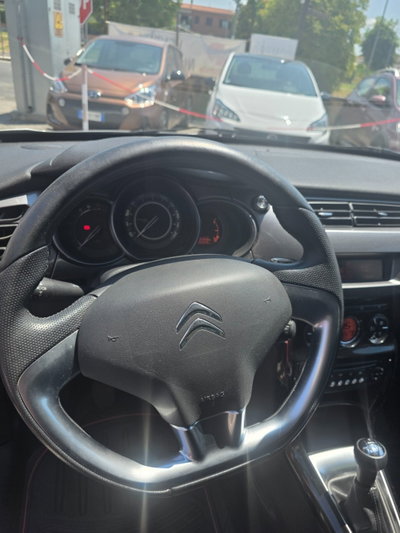 Citroen C3 1.1 airdream Exclusive (6)