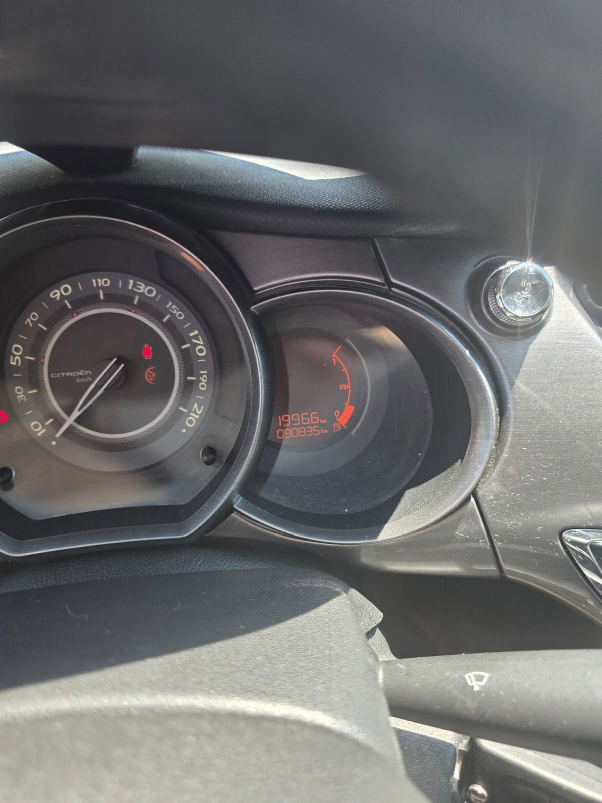 Citroen C3 1.1 airdream Exclusive (8)