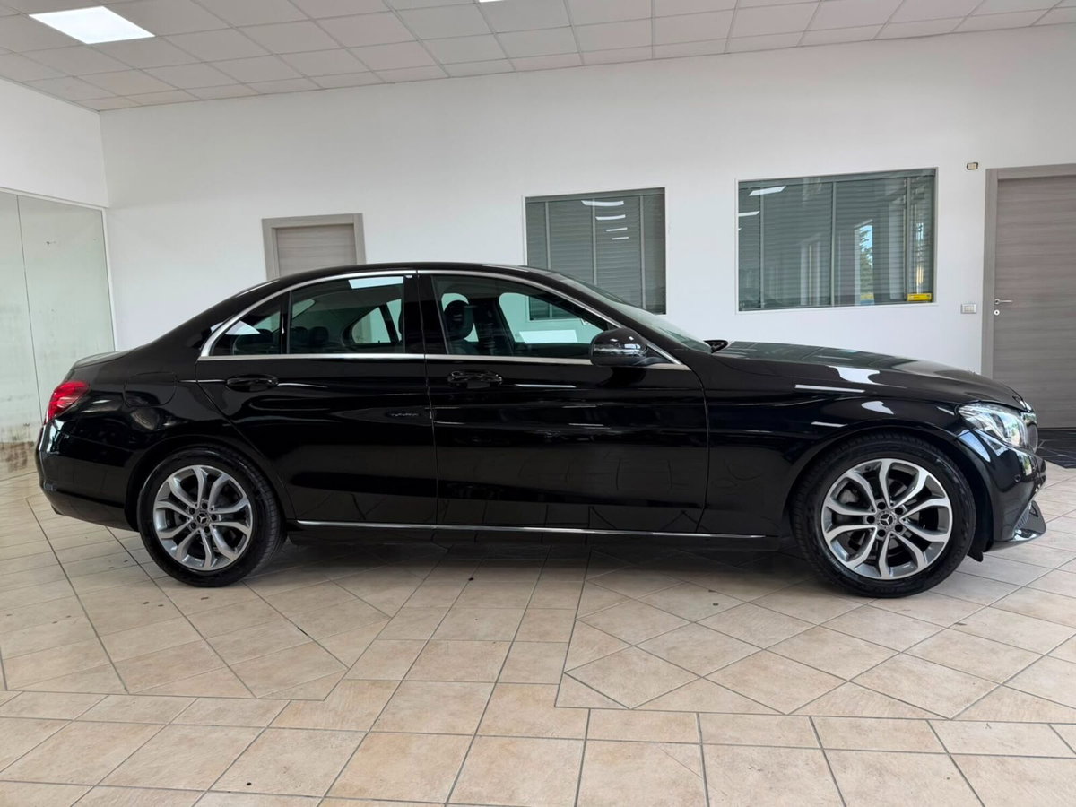 Mercedes-Benz Classe C 180 d Auto Premium (4)