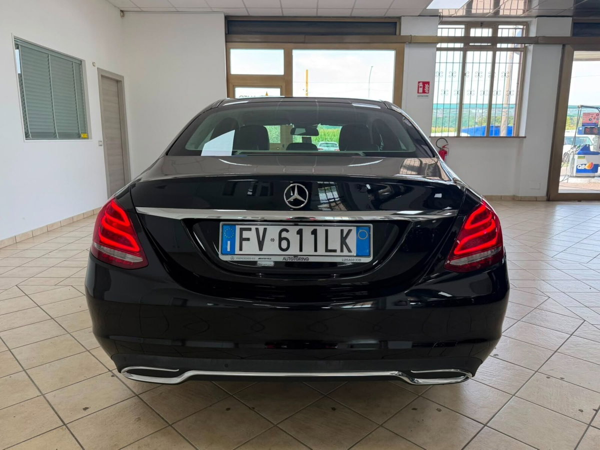 Mercedes-Benz Classe C 180 d Auto Premium (6)