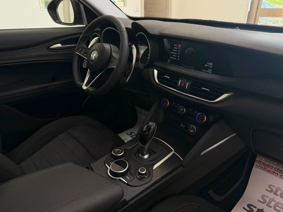 Alfa Romeo Stelvio Stelvio 2.2 Turbodiesel 190 CV AT8 Q4 Super Business (16)