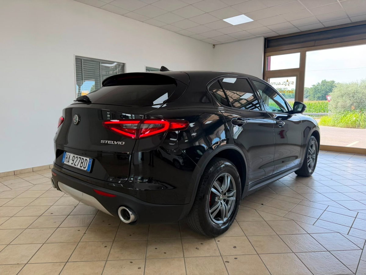 Alfa Romeo Stelvio Stelvio 2.2 Turbodiesel 190 CV AT8 Q4 Super Business (5)