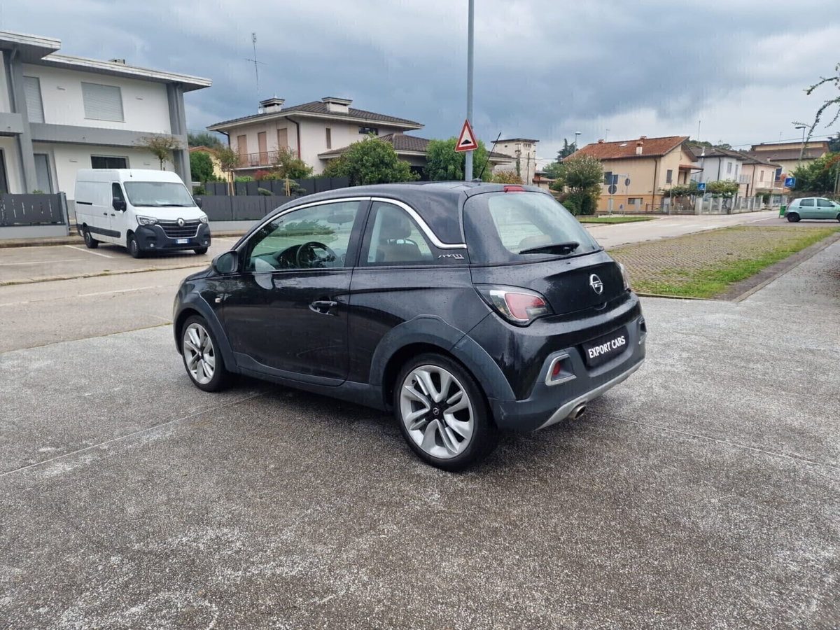 Opel Adam Rocks 1.2 70 CV Air (16)