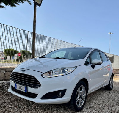 Ford Fiesta 1.4 5p. Bz.- GPL Titanium usata